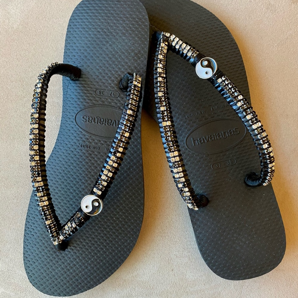 Havaianas Flip Flops BRAND NEW decorated by hand